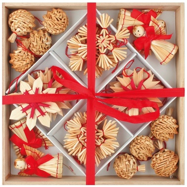 Straw Decorations 32 pcs in Wooden Box
