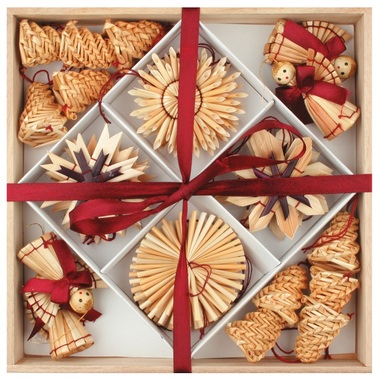 Straw Decorations 32 pcs in Wooden Box